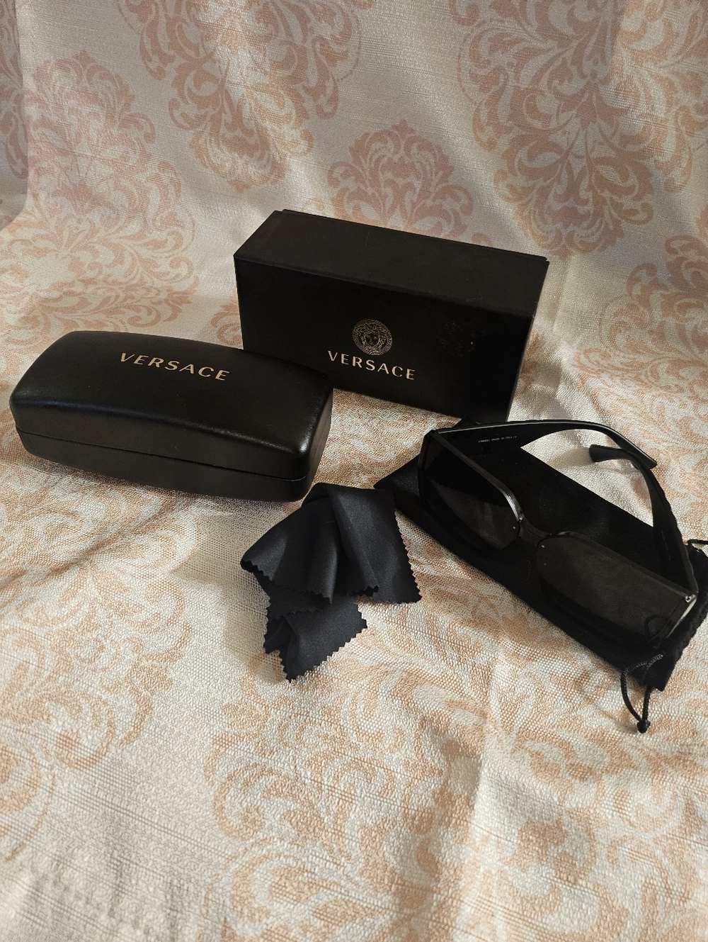 Authentic Versace Sunglass Eyeglass Case Box Dust Cloth W/unbranded Glasses Set - Picture 11 of 15